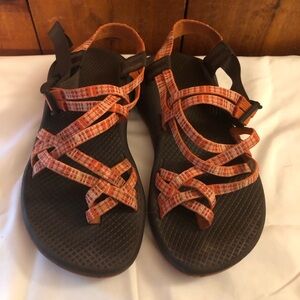 EUC Chacos Classic sandals 8